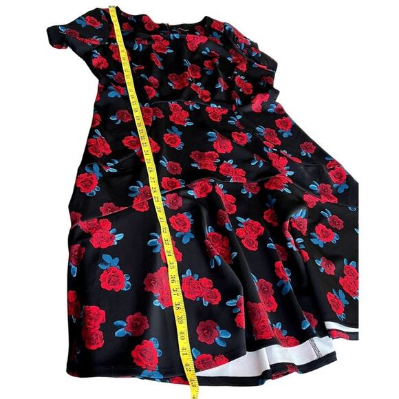 Lane Bryant Fit & Flare Dress Women 20 Retro Pin Up Short sleeves Roses Floral - Picture 5 of 11